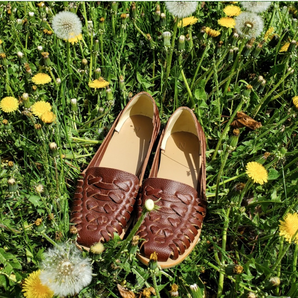 Nisolo Ecuador Burnt Sienna Huaraches NIB-size 7 but runs small